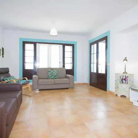 Maria Carmen - 4 Bedrooms Ocean Views *